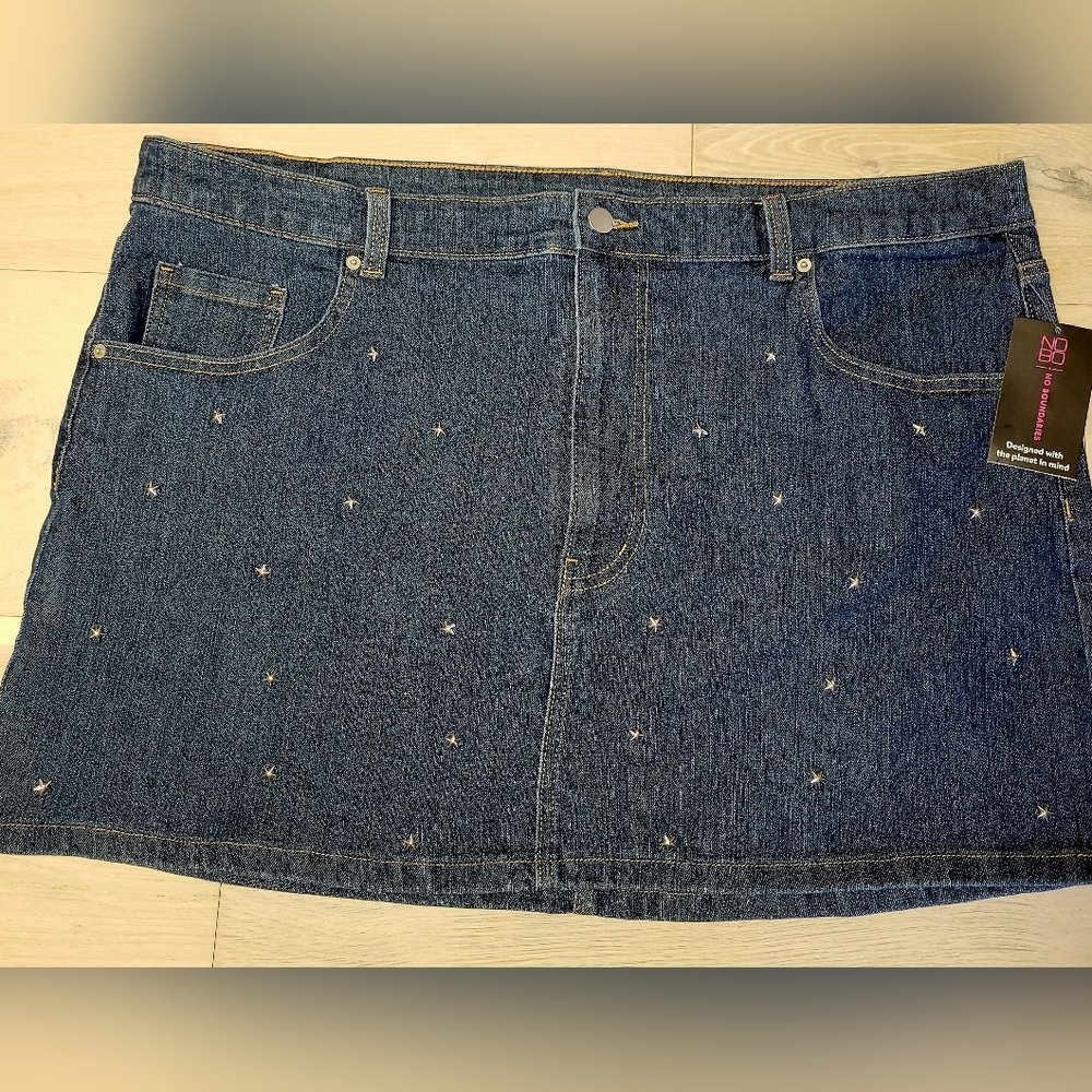 Embellished Silver Star Denim Mini Skirt NWT - Picture 1 of 5